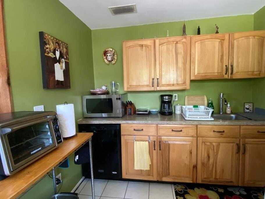 One Bed Suite Near Beaches And Downtown Sarasota Eksteriør billede